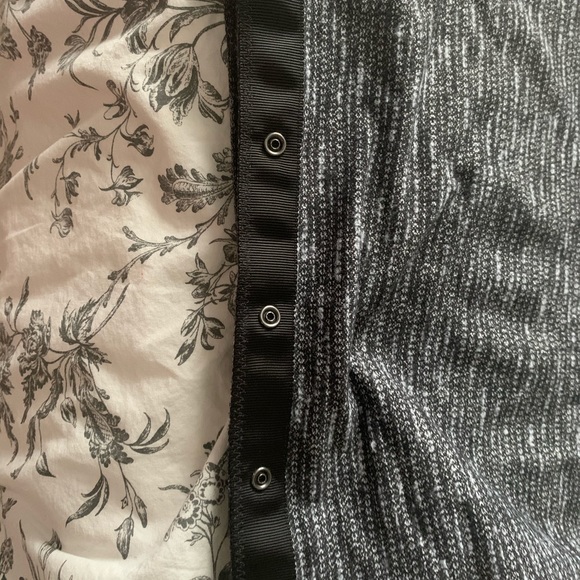 Lululemon scarf - Picture 4 of 4